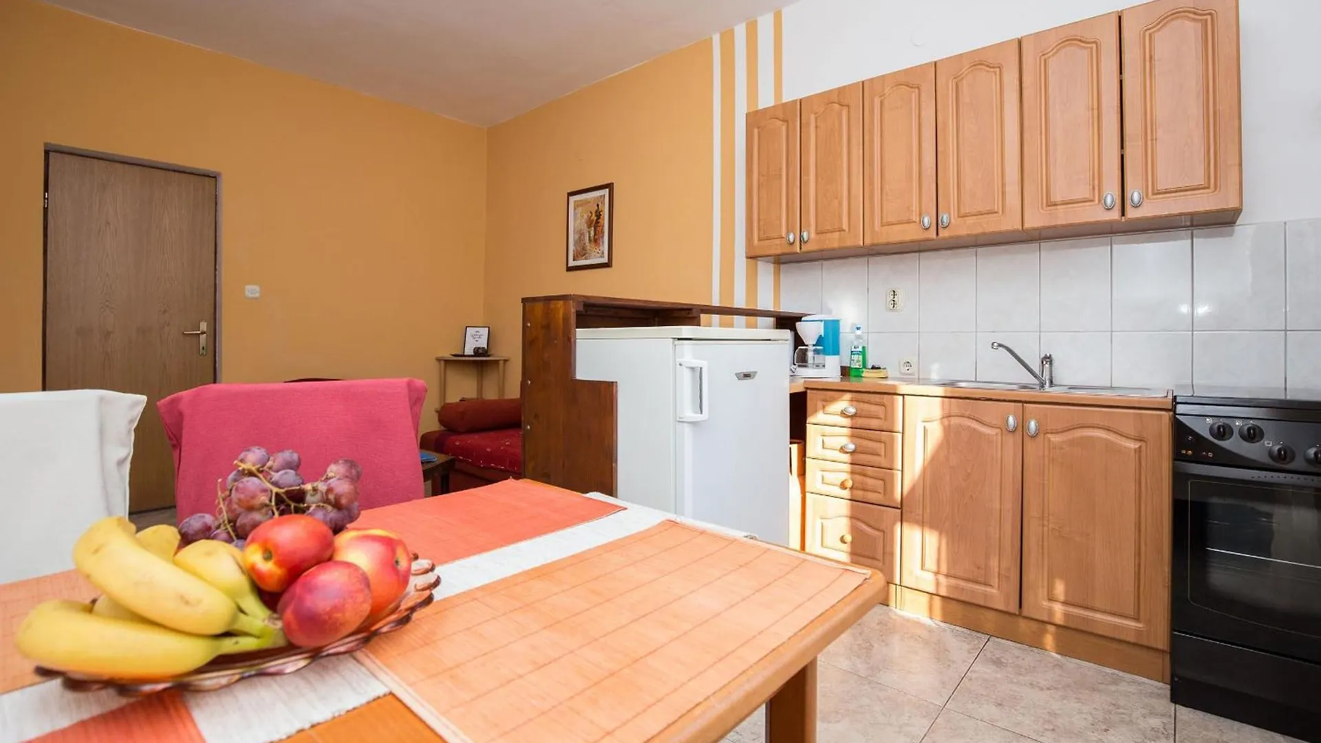 Apartment Ruhiges Appartement Mit Terrasse In Strandnaehe Zadar