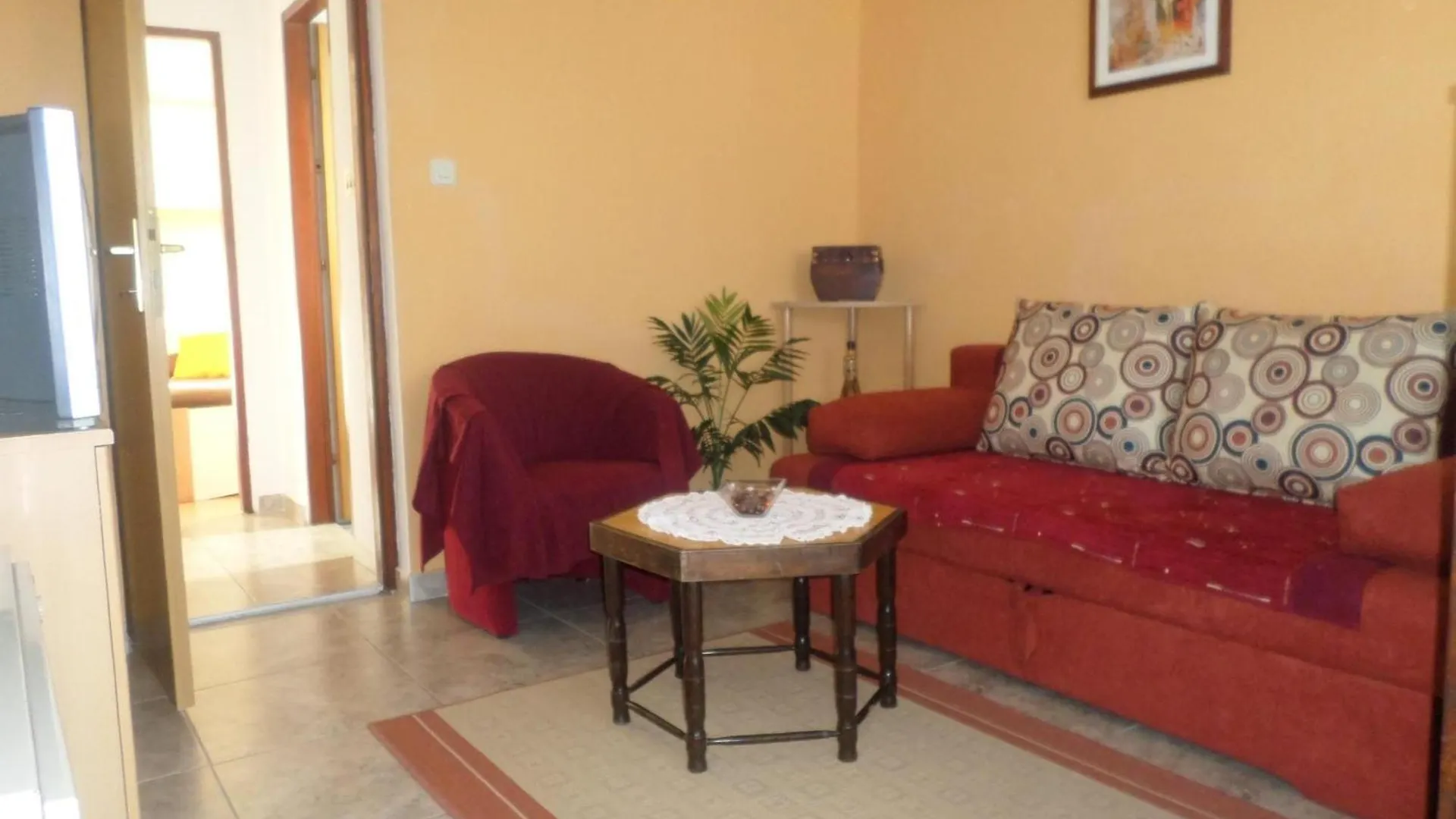 Apartment Ruhiges Appartement Mit Terrasse In Strandnaehe Zadar