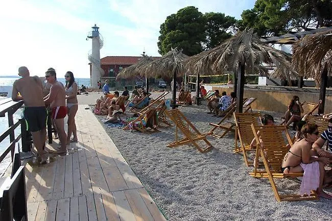 Apartment Ruhiges Appartement Mit Terrasse In Strandnaehe Zadar Croatia
