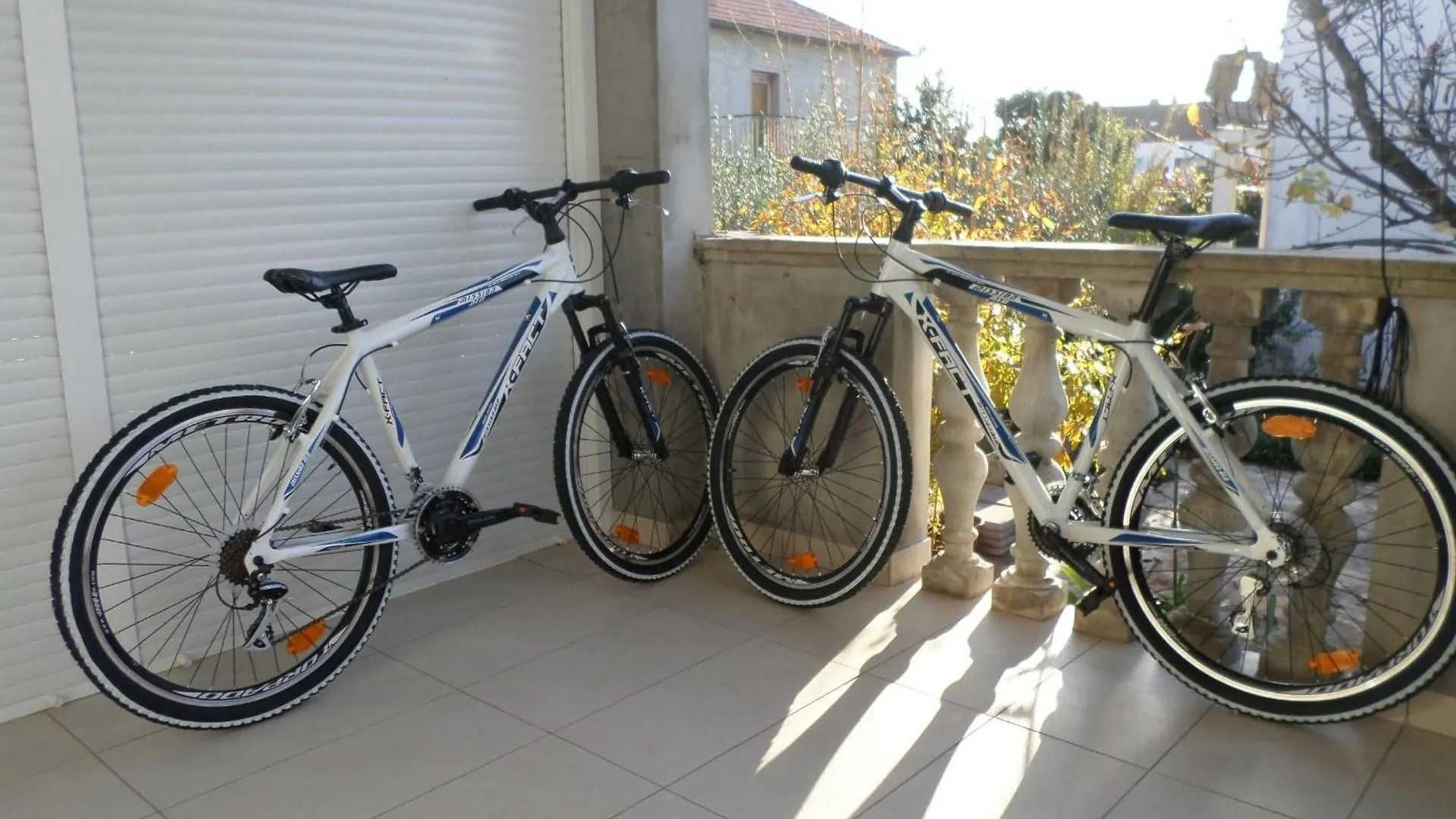 Ruhiges Appartement Mit Terrasse In Strandnaehe Zadar
