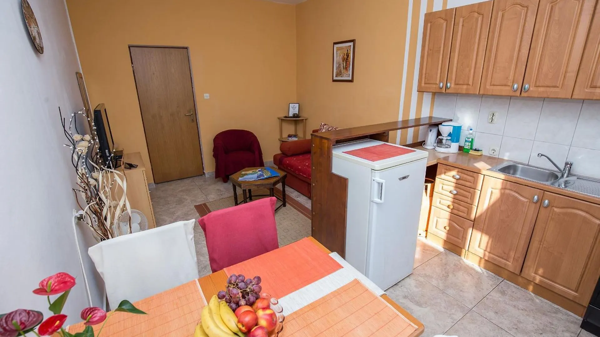 Ruhiges Appartement Mit Terrasse In Strandnaehe location